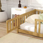 Lit au sol double Bellemave avec clôture et porte, cadre de lit Montessori bas pour enfants, bois d'hévéa massif, barrières de sécurité, assemblage facile