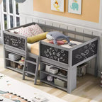 Lit mezzanine bas Whisen de 198 cm (78 po) de long x 99 cm (39 po) de large, format jumeau, avec deux étagères mobiles et une échelle, et une barrière décorative tableau noir