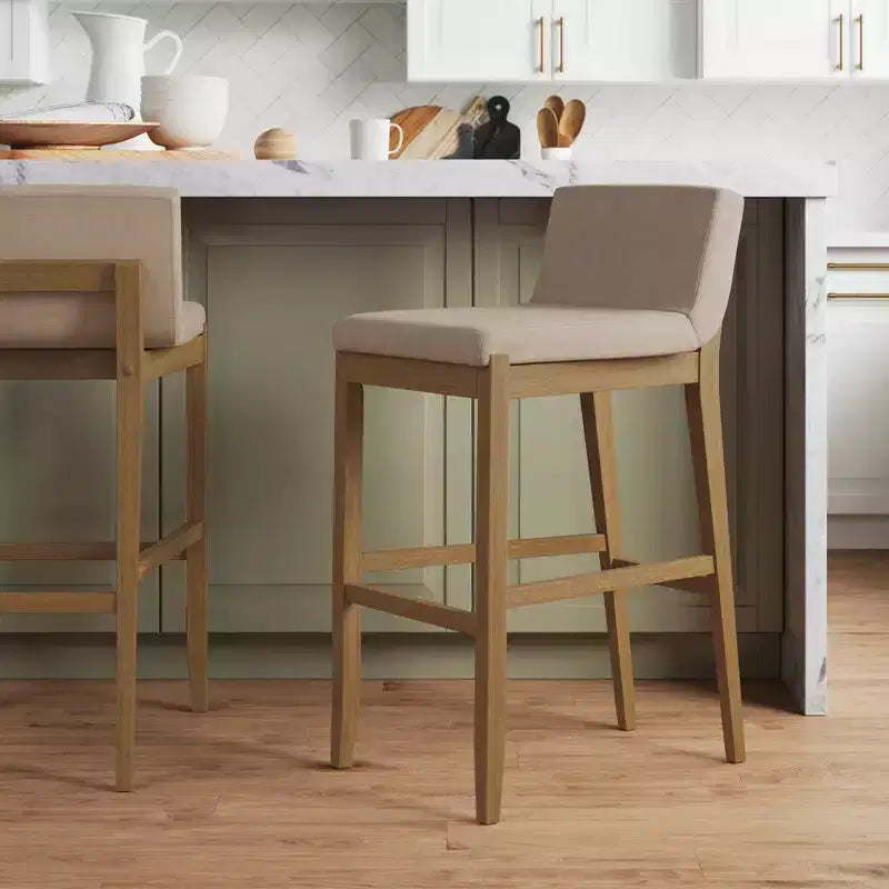 Tabouret de bar à hauteur de comptoir Nathan James en bois rembourré, lin brun clair : cadre en bois d'hévéa, capacité de 136 kg