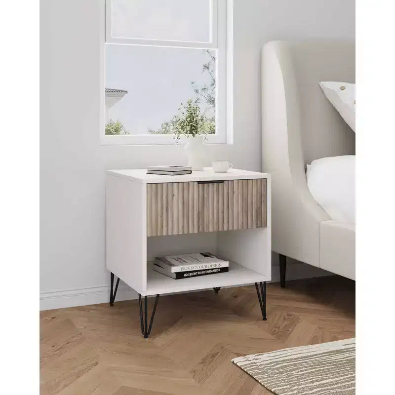 Table de Chevet Manhattan Comfort Dumbo à 1 Tiroir Blanc/Gris Rustique : Cadre Contemporain en MDF, Étagère Ouverte, Finition Texturée