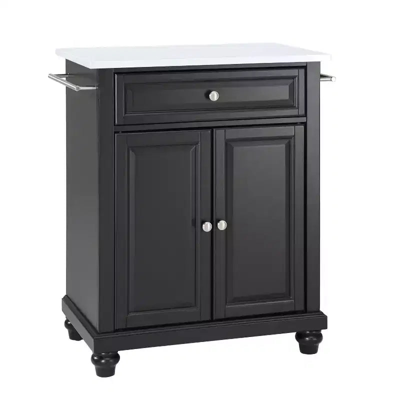 Chariot de cuisine compact avec plateau en granit Cambridge noir/blanc - Crosley : Cadre en bois d'hévéa, porte-serviettes, étagères de rangement