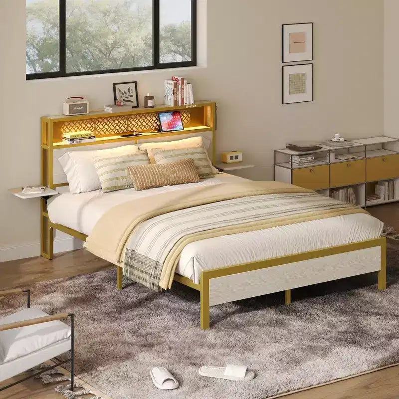 Cadre de lit Bestier Queen/Full en tissu, plateforme de lit LED, tête de lit de rangement avec étagères pliantes et station de charge