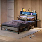 Cadre de lit Bestier Queen/Full en tissu, plateforme de lit LED, tête de lit de rangement avec étagères pliantes et station de charge