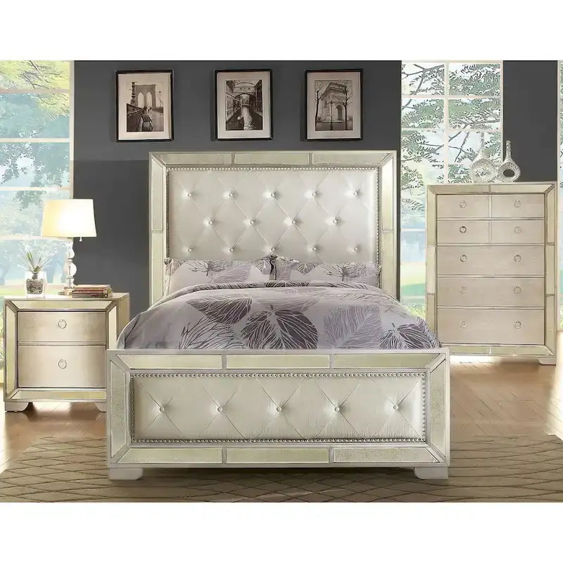 Lit capitonné Gevi Modern Gold de Furniture of America en similicuir