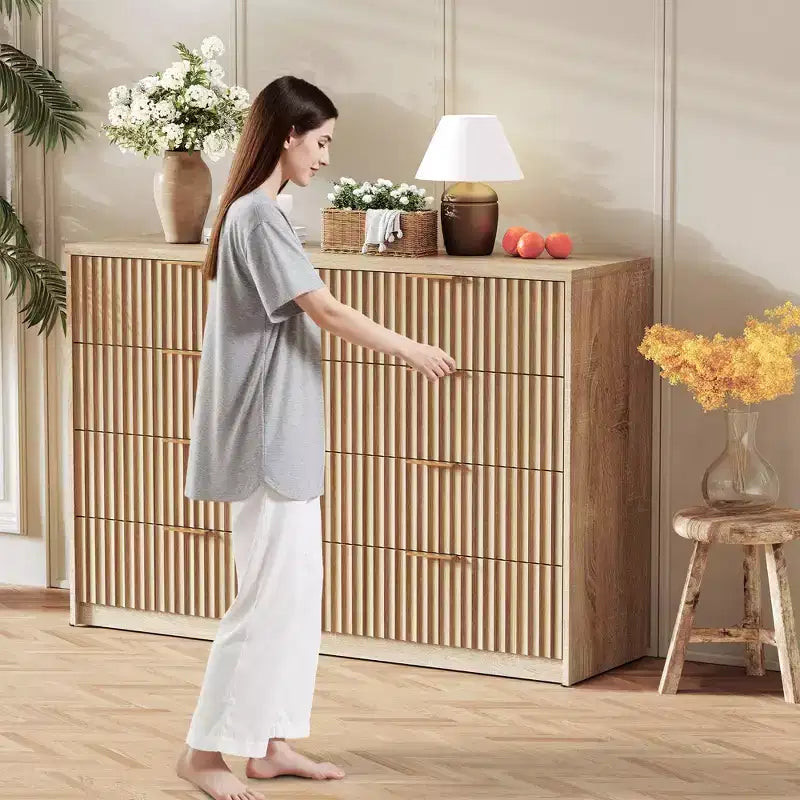 COZONY Commode cannelée à 8/9 tiroirs - Grand meuble de rangement en bois avec poignées métalliques et dispositif anti-basculement pour chambre à coucher, salon, couloir