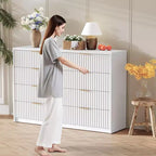 COZONY Commode cannelée à 8/9 tiroirs - Grand meuble de rangement en bois avec poignées métalliques et dispositif anti-basculement pour chambre à coucher, salon, couloir