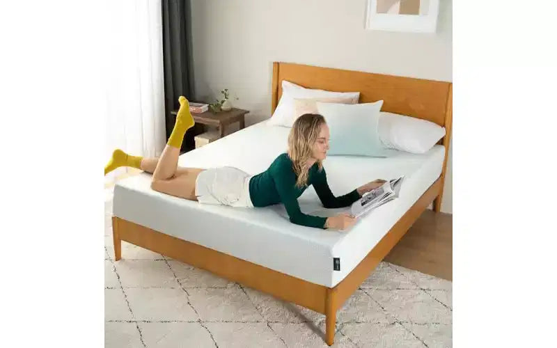 Matelas en mousse à mémoire de forme Zinus 8 pouces Double Thé vert, sans fibre de verre, fermeté moyenne, soulagement de la pression zoné, mousses et tissu certifiés sûrs