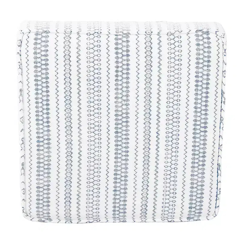 Pouf de rangement carré Cole Classics avec couvercle amovible - HomePop