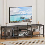 Qwatto Meuble TV chêne noir 160 cm pour TV jusqu'à 70 pouces, meuble console de divertissement avec étagère pour barre de son, étagères de rangement ouvertes, décoration de salon