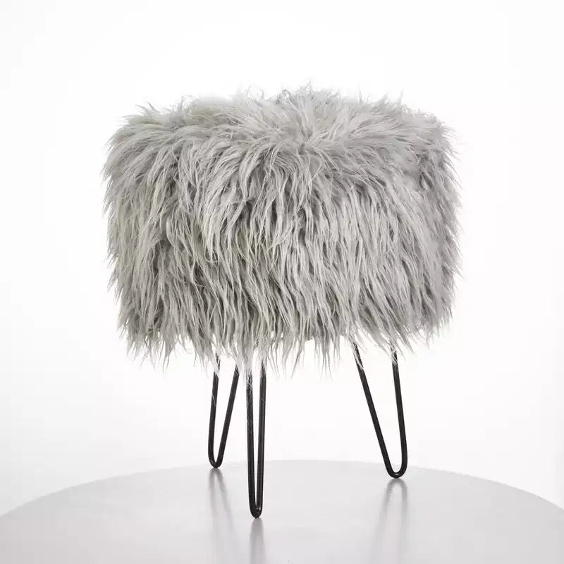 Patrice – Tabouret en fausse fourrure – Buylateral