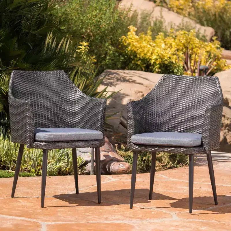 Chaises de salle à manger d'extérieur, ensemble de 2 chaises de salle à manger de patio, fauteuils en rotin PE tout temps, chaises de patio en osier avec cadre en fer robuste pour balcon