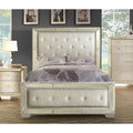 Lit capitonné Gevi Modern Gold de Furniture of America en similicuir