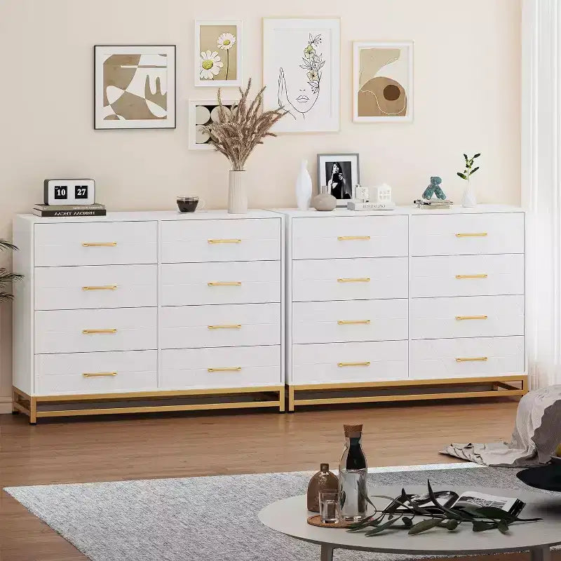 Commode de chambre avec 8 tiroirs, commode de meuble TV, grande commode en bois pour le rangement et l'organisation.