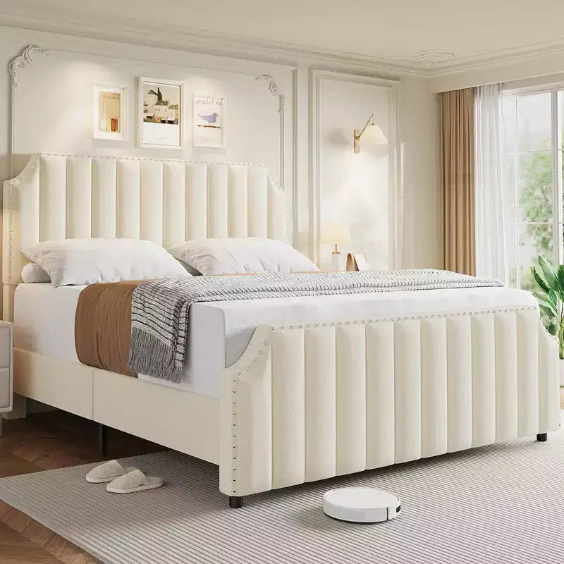 Cadre de lit en velours, tête et pied de lit matelassés à rayures verticales avec rivets, lit plateforme rembourré, lattes en bois robustes