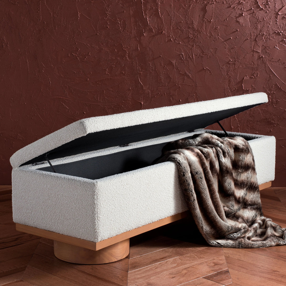 Banc de rangement Sunneva Boucle SAFAVIEH Couture - 61 po L x 20 po P x 19 po H - 61Lx20Px19H