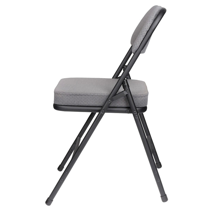 Chaise pliante de luxe matelassée en tissu de la collection Bernadine de Hampden Furnishings, lot de 2