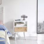 Table d'appoint en rotin de 39,9 cm avec prise de courant et ports USB, table de chevet moderne avec tiroir et pieds en bois massif, table d'appoint pour salon, chambre à coucher, blanc