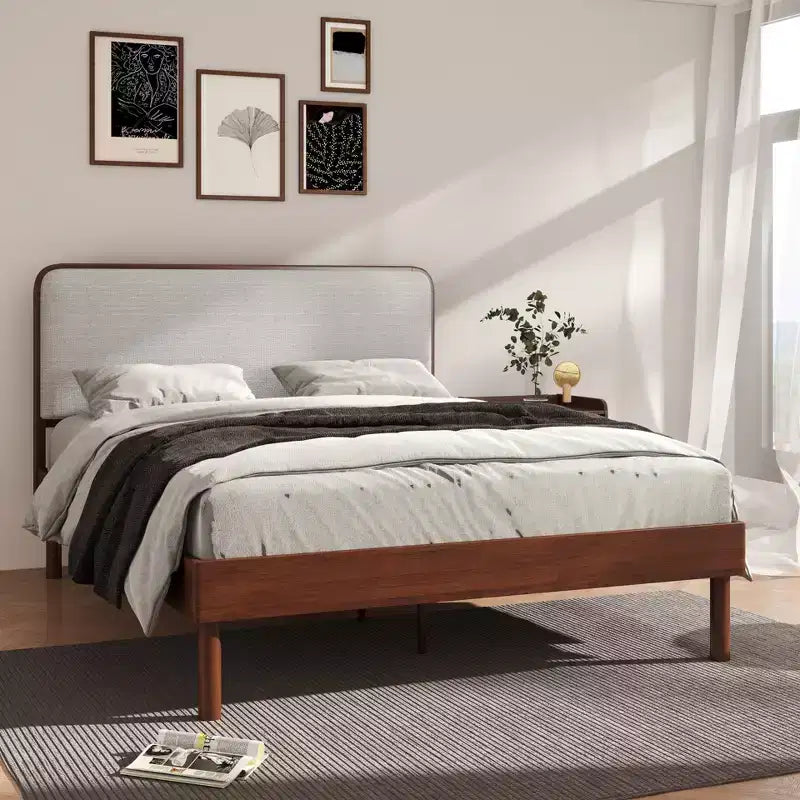 Lit Plateforme Queen Roundhill Furniture Wyller en Bois d'Hévéa, Fini Noyer Naturel