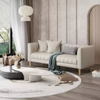Canapé moderne en similicuir 83, 3 places avec assise profonde et pieds en bois, coussins ergonomiques et 2 coussins décoratifs pour salon, chambre ou appartement