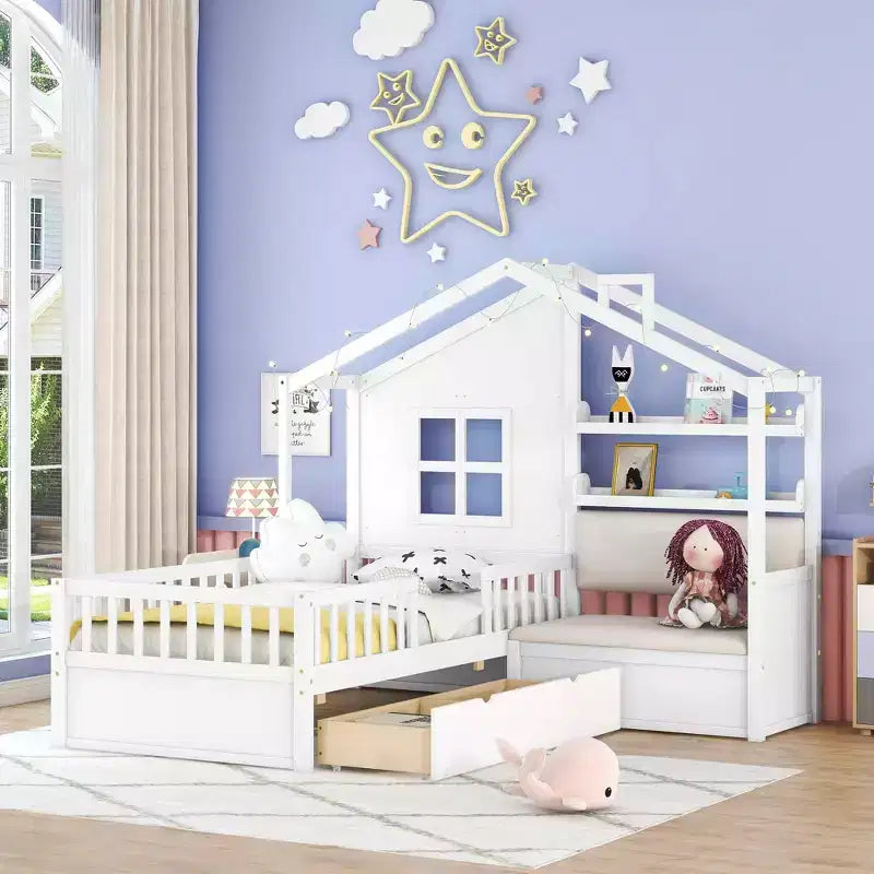 Lit cabane MAYEERTY pour enfant avec canapé, plateforme, deux tiroirs et étagère de rangement, blanc