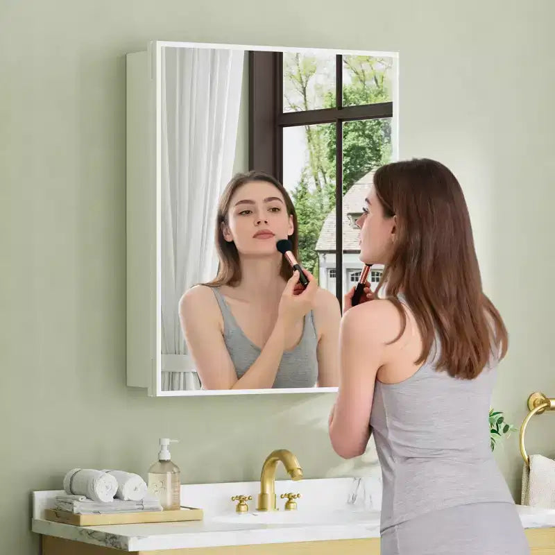 Armoire à pharmacie Elise avec miroir, armoire de salle de bain à montage en surface ou encastré, étagères réglables en verre trempé, réversible