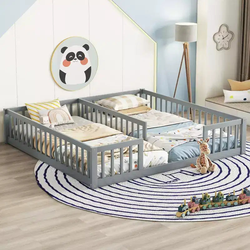 Lit double Bellemave avec barrières de sécurité, en pin et bois composite, naturel et gris, sûr, robuste, peu encombrant, assemblage facile pour enfants