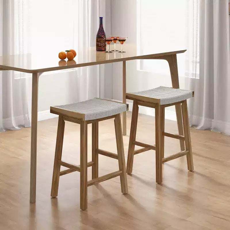 Lot de 2 tabourets de bar à selle de salle à manger Costway de 64,8 cm, siège tissé en jonc de mer, en bois massif