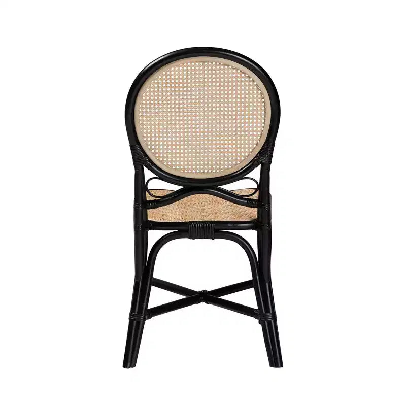 Chaise de salle à manger bicolore moderne mi-siècle en rotin noir et marron naturel bali & pari Ayana