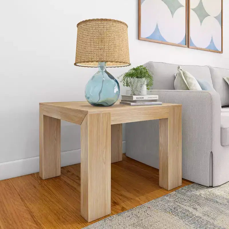 Table d'angle carrée moderne Plank+Beam en bois massif, table d'appoint 32 pour salon, bout de canapé