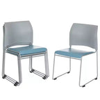 Chaise empilable en vinyle collection Jody, paquet de 4, par Hampden Furnishings