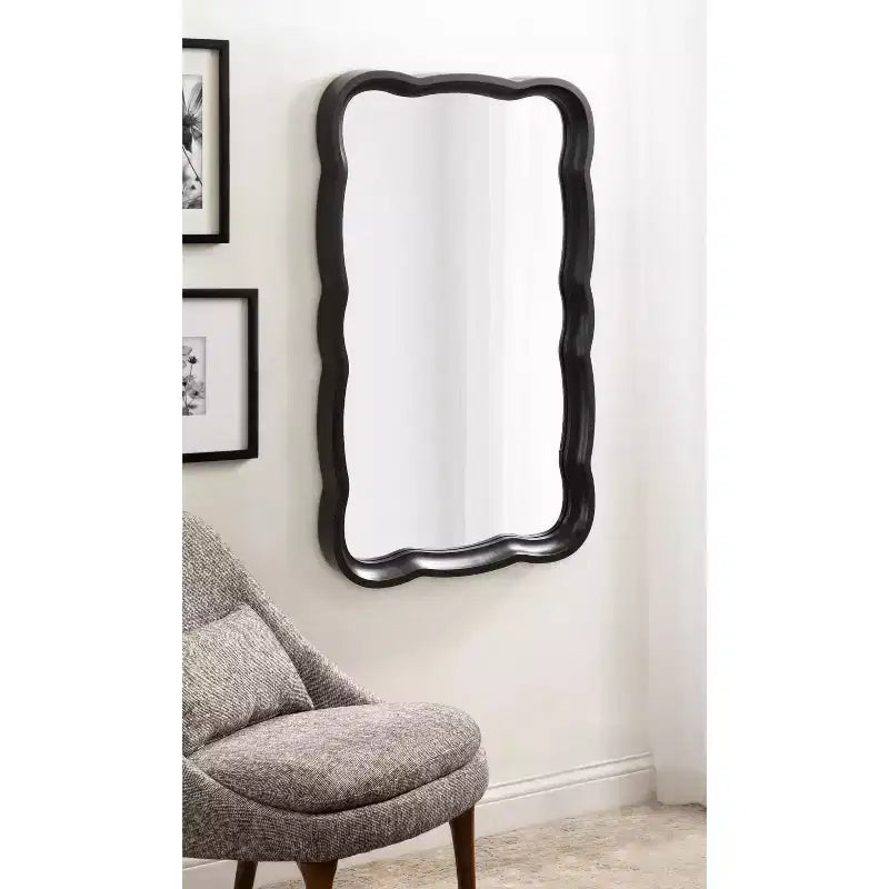 Miroir mural festonné Hatherleig 23,5 x 38 - Kate & Laurel All Things Decor