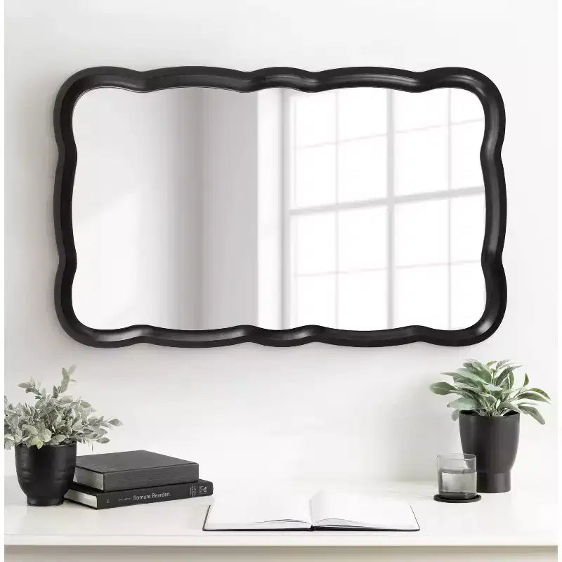 Miroir mural festonné Hatherleig 23,5 x 38 - Kate & Laurel All Things Decor