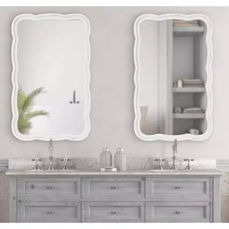Miroir mural festonné Hatherleig 23,5 x 38 - Kate & Laurel All Things Decor