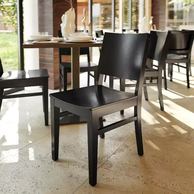 Chaise de salle à manger commerciale Flash Furniture Naples en bois massif avec dossier incurvé