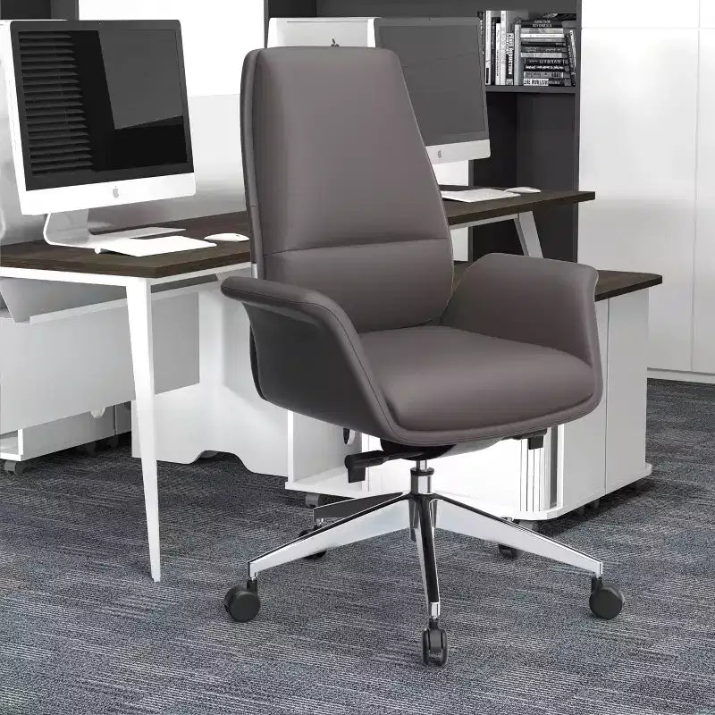 LeisureMod Summit Chaise de Bureau Rembourrée en Cuir PU avec Cadre en Aluminium, Pivotante, Inclinable, Accoudoirs, Chaise de Bureau Ergonomique pour Bureau à Domicile