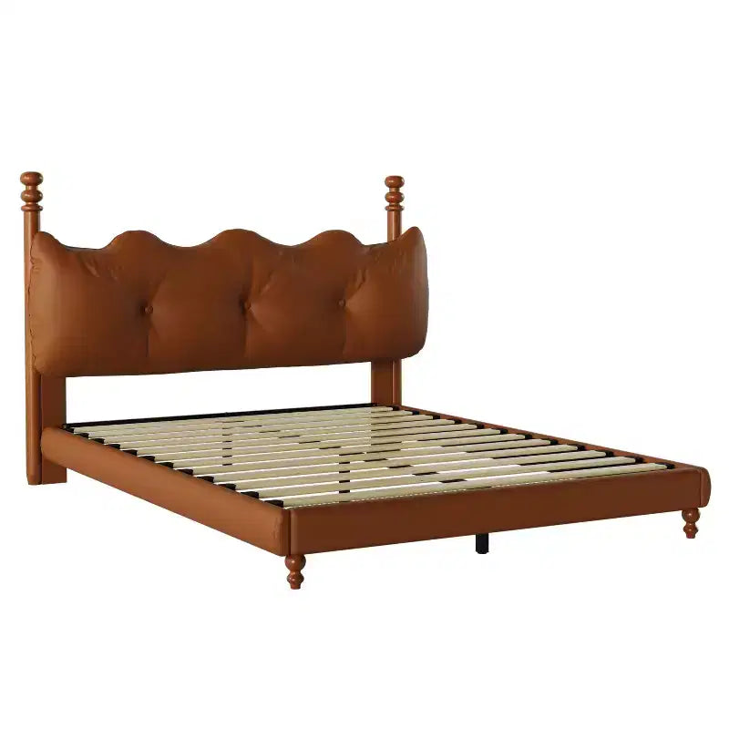 Cadre de lit Queen/King en cuir PU avec tête de lit capitonnée ondulée, de style moderne du milieu du siècle et vintage, Café - ModernLuxe