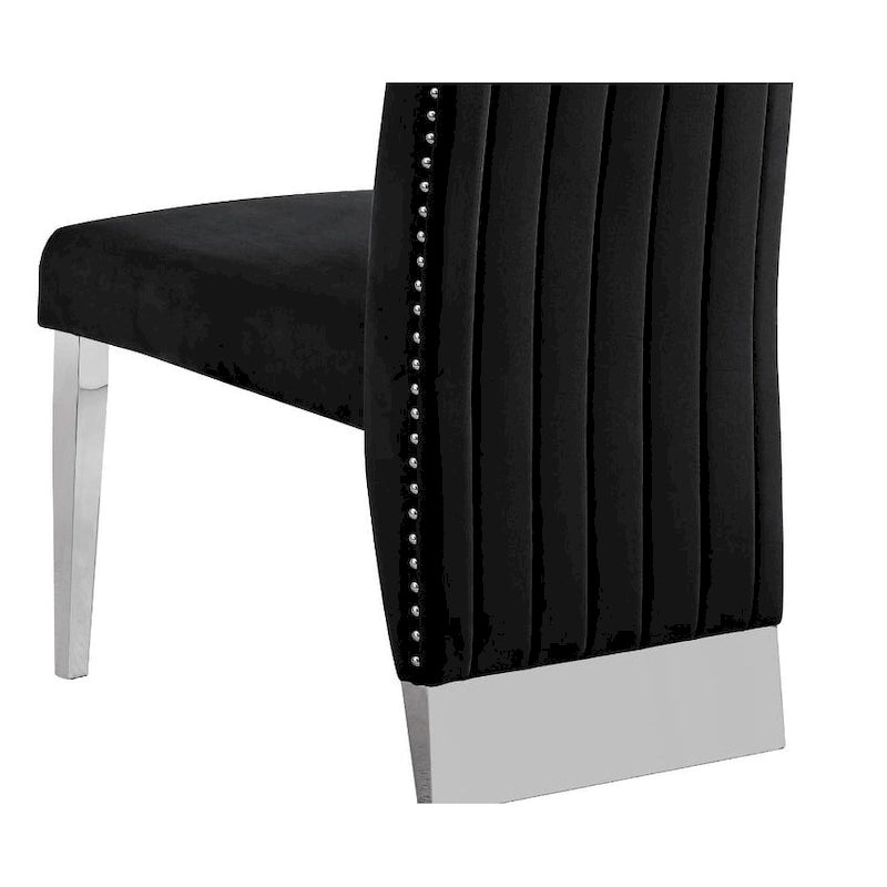 Chaise de salle à manger « Best Quality Furniture » avec dossier plissé, clous décoratifs et pieds chromés (lot de 2)