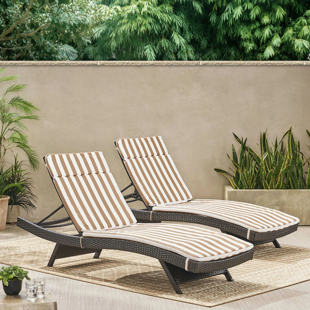 Ensemble de coussins d'extérieur Salem pour chaise longue - Coussins uniquement (lot de 2) par Christopher Knight Home - 79,25L x 27,50W x 1,50H