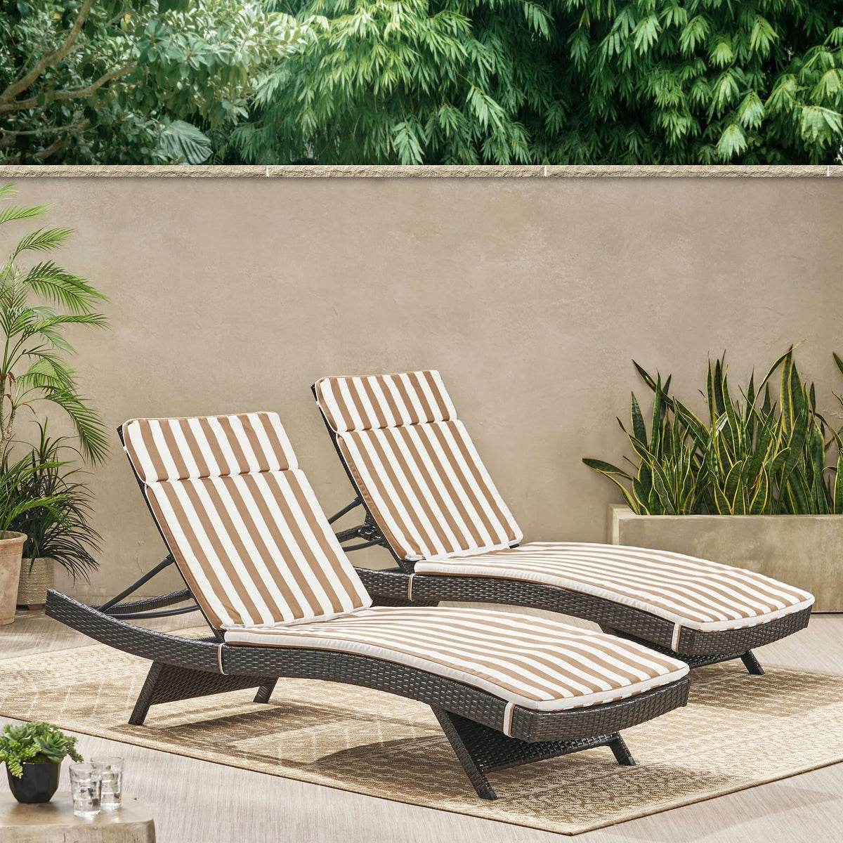 Ensemble de coussins d'extérieur Salem pour chaise longue - Coussins uniquement (lot de 2) par Christopher Knight Home - 79,25L x 27,50W x 1,50H