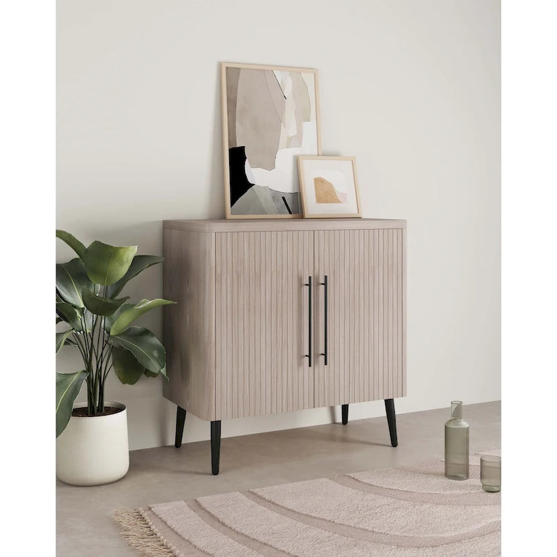 Armoire d'appoint confortable style Mid-Century Moderne