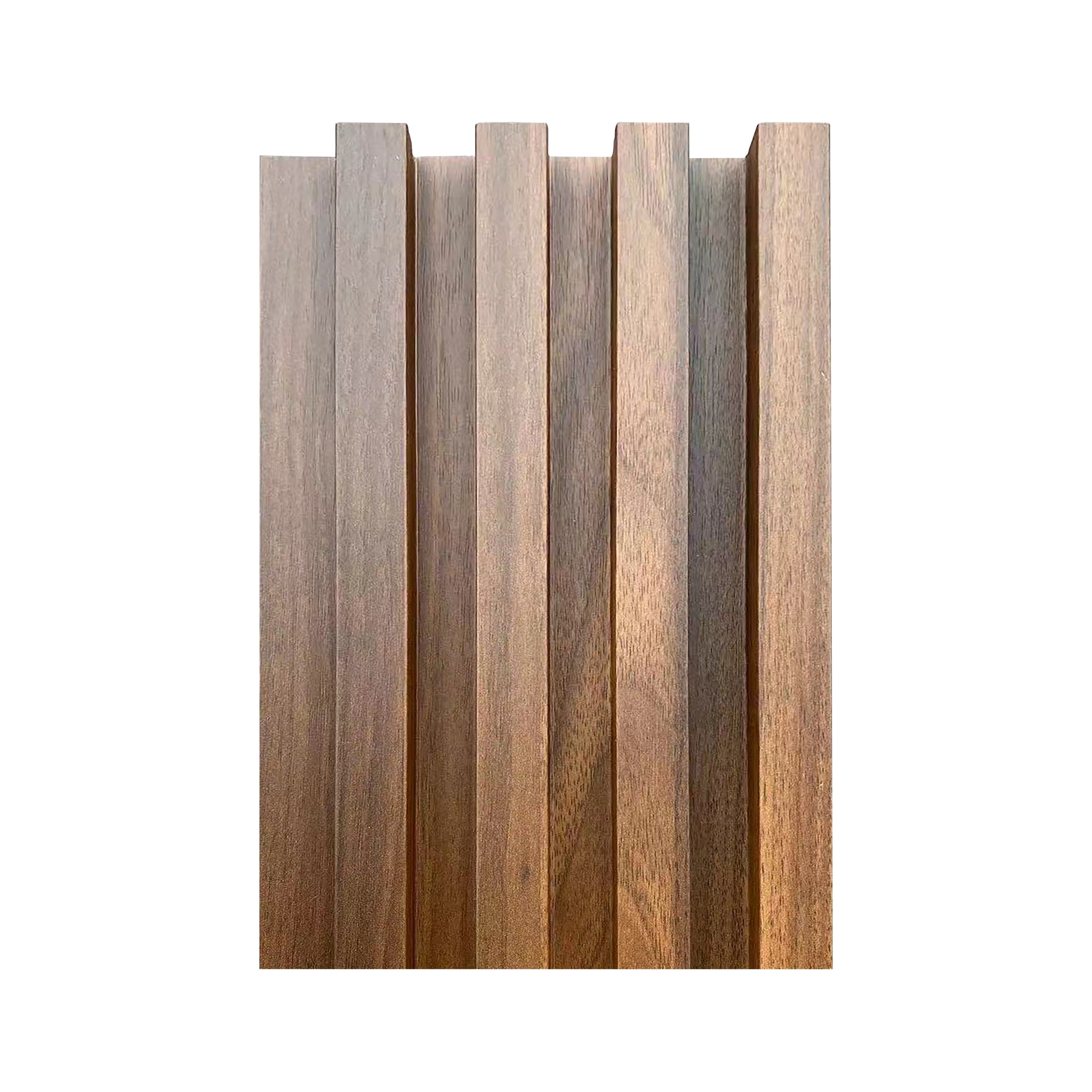 Planche de parement mural en bois massif de 93 po x 6 po x 0,8 po - 3 pièces + 1 pièce de finition d'extrémité