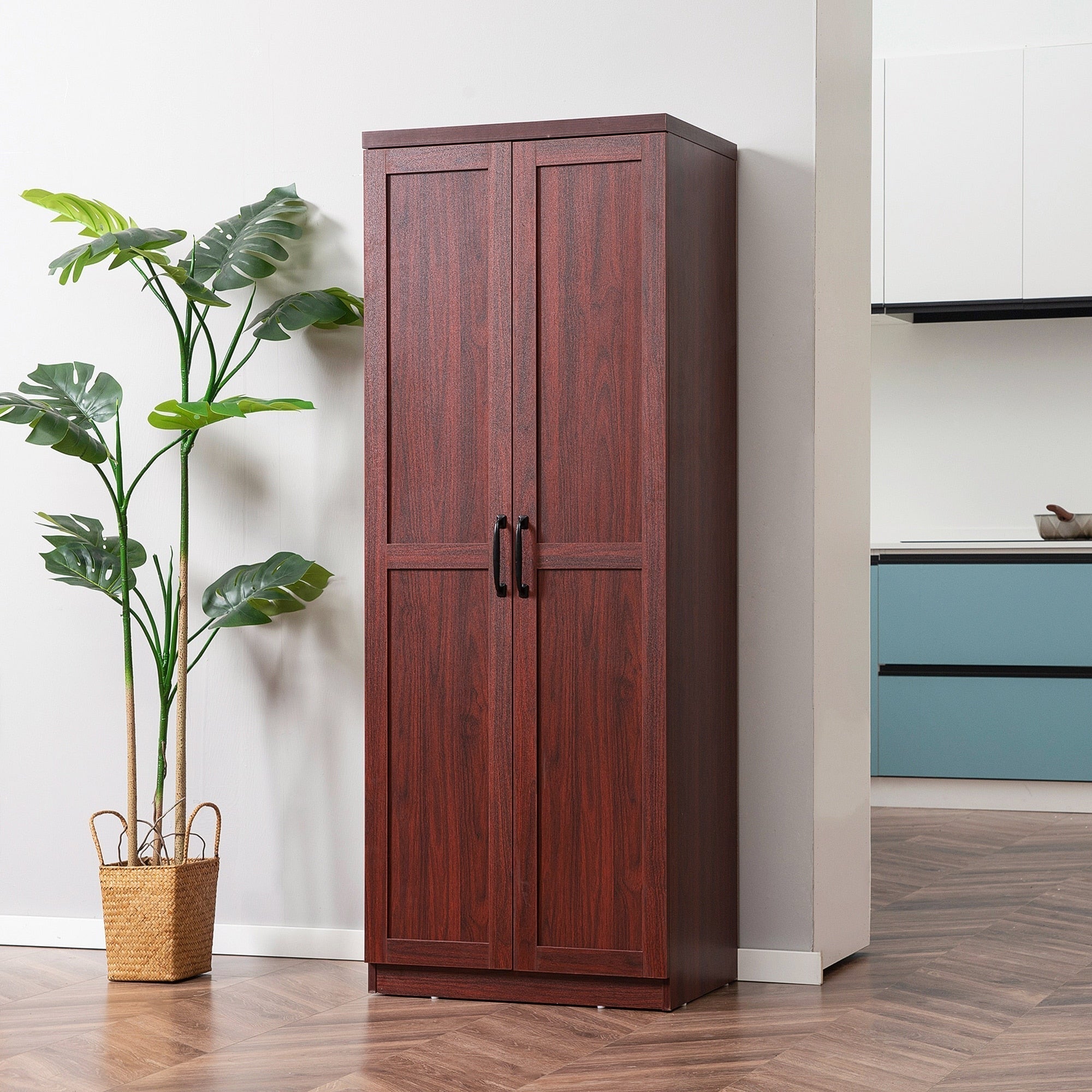 HOMCOM Garde-manger de cuisine 63 pouces à 2 portes, armoire de rangement autoportante avec 5 étagères et 2 étagères réglables pour salle à manger