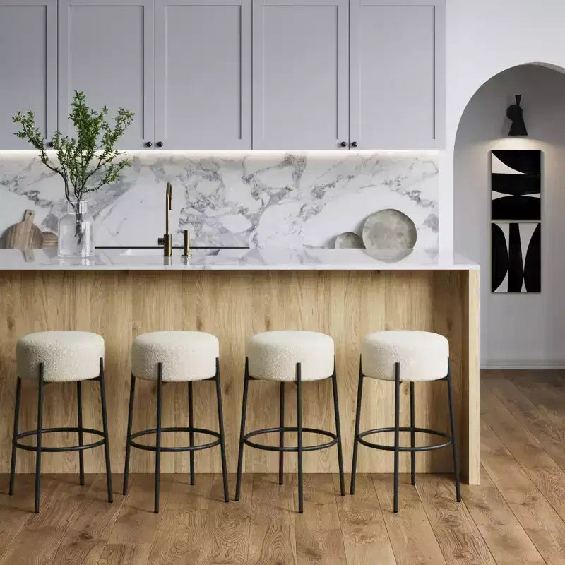 Nathan James Lot de 4 tabourets de bar sans dossier Isaac hauteur comptoir Boucle Blanc