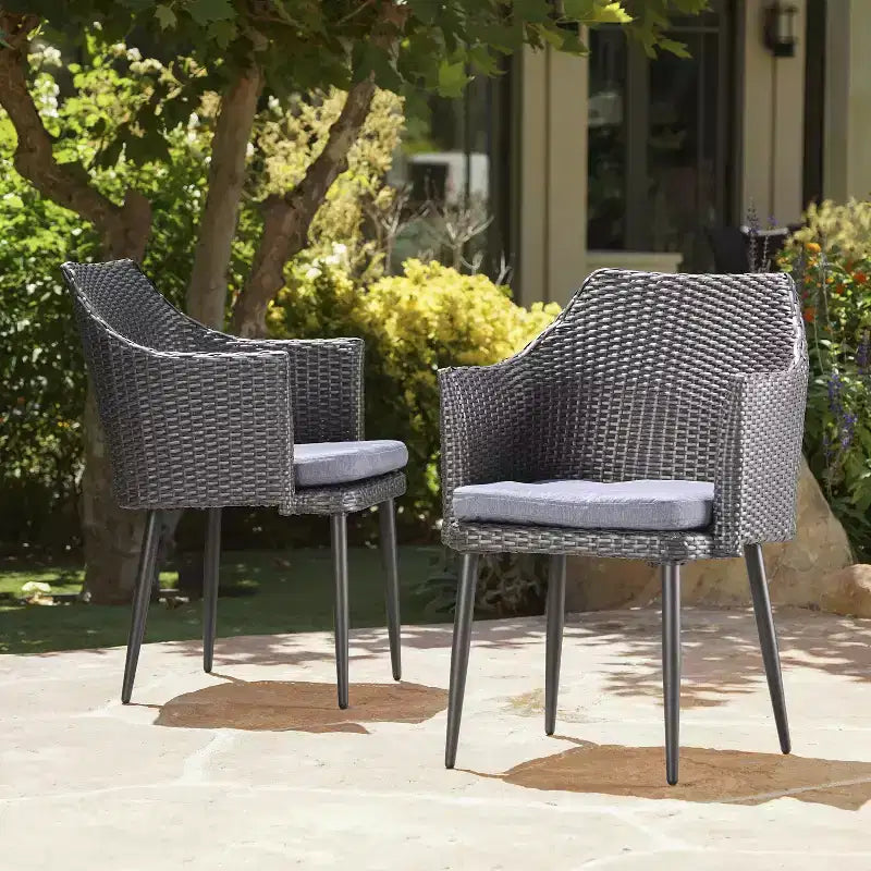 Chaises de salle à manger d'extérieur, ensemble de 2 chaises de salle à manger de patio, fauteuils en rotin PE tout temps, chaises de patio en osier avec cadre en fer robuste pour balcon