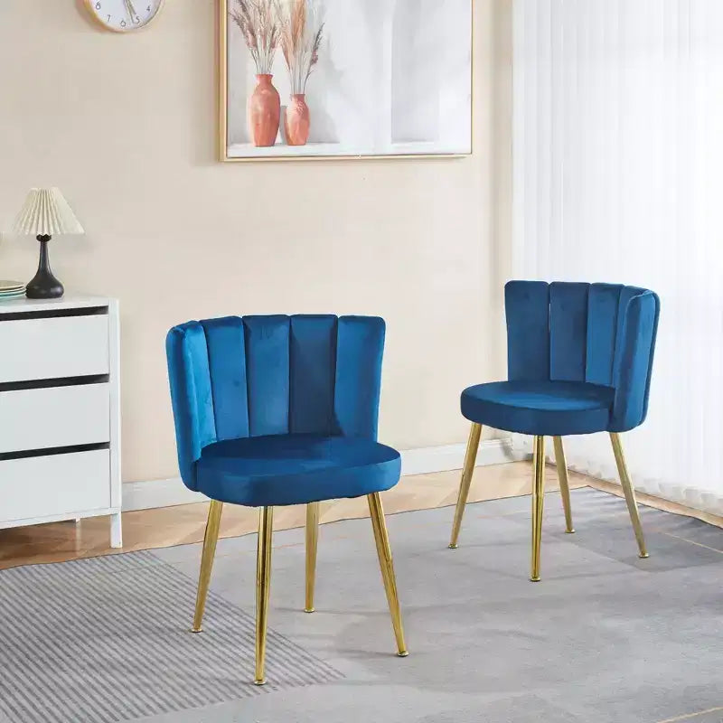 Lot de 2 chaises de salle à manger modernes avec pieds tubulaires en fer doré et coussins en velours, dossier confortable, finition bleue