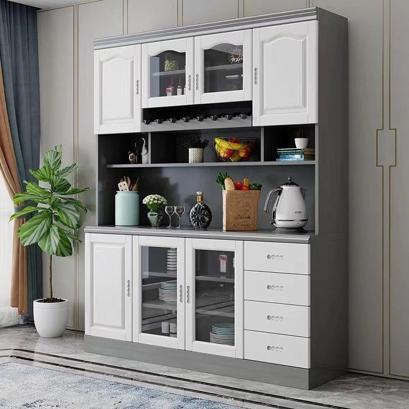 Buffet de cuisine en bois blanc avec casier à vin intégré