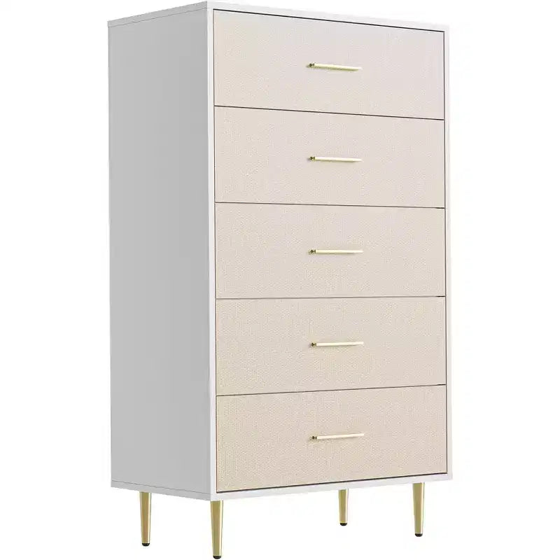 Commode blanche à 5 tiroirs, chiffonnier haut et étroit, commode étroite en bois avec poignées et pieds en métal doré, meuble de rangement moderne avec tiroirs.