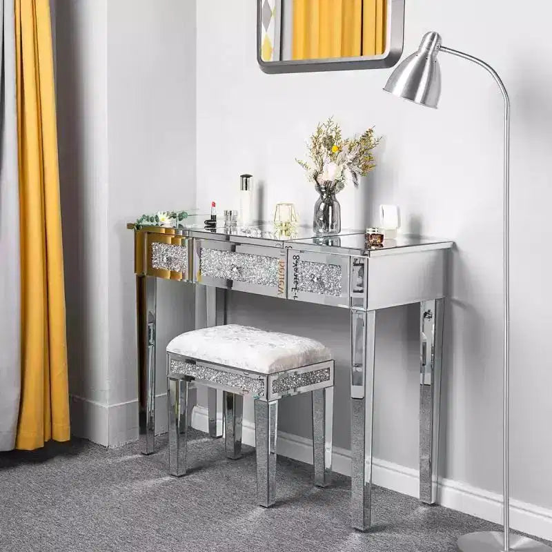 Bureau d'ordinateur avec miroir