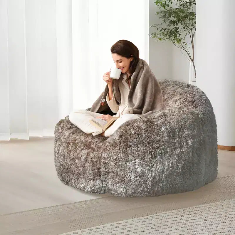 Pouf géant en fausse fourrure douce avec accoudoirs, garni de mousse, confortable pour la chambre, le salon, la lecture et les jeux
