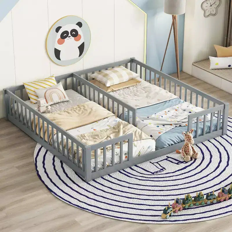 Lit double Bellemave avec barrières de sécurité, en pin et bois composite, naturel et gris, sûr, robuste, peu encombrant, assemblage facile pour enfants